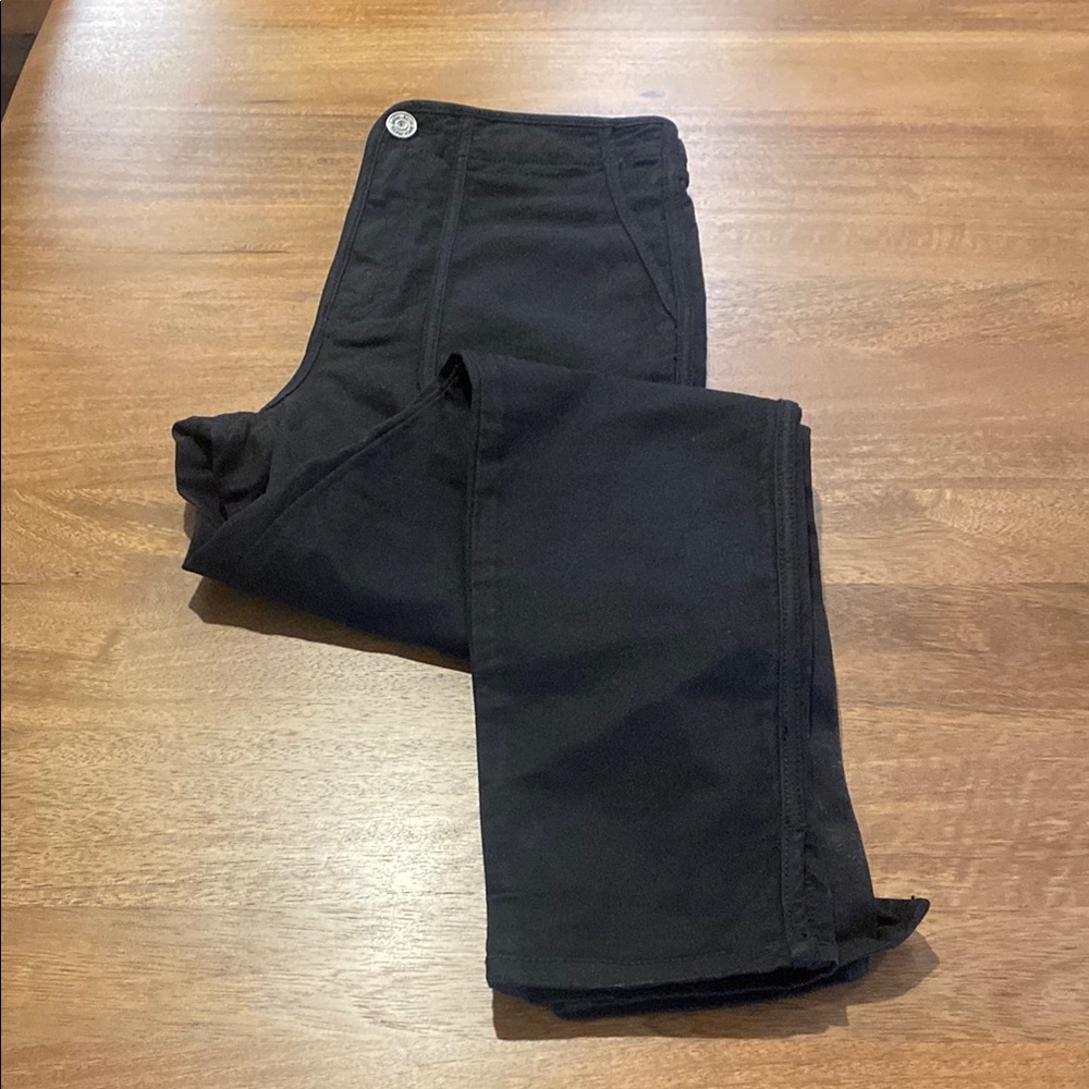 Joie Black Skinny Pants Versatile and Sleek